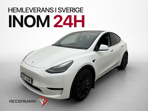 Tesla Model Y 4 of 30