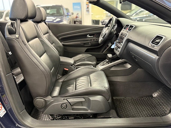Volkswagen Eos 14 of 22