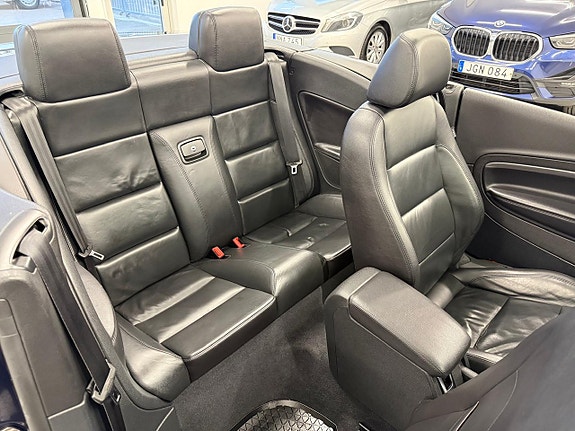 Volkswagen Eos 10 of 22