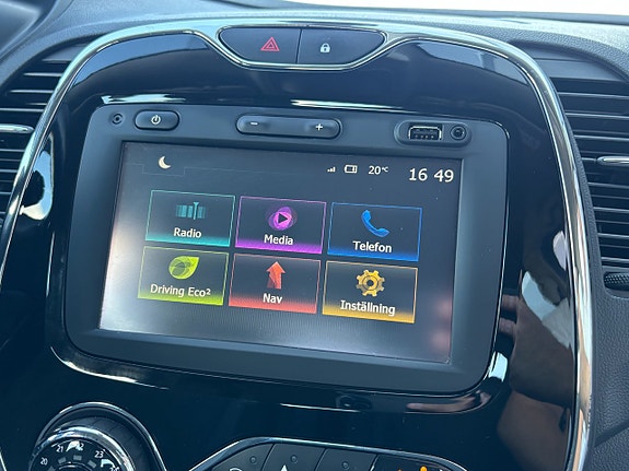 Renault Captur 12 of 20