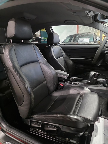 BMW 123d 13 of 20