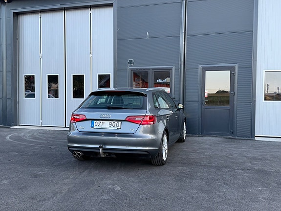 Audi A3 3 of 16