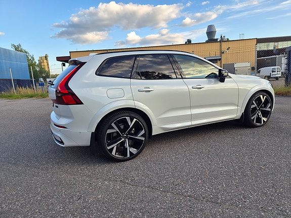 Volvo XC60 3 of 10