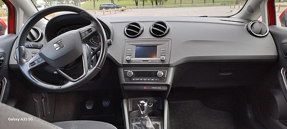 Seat Ibiza 2 of 9