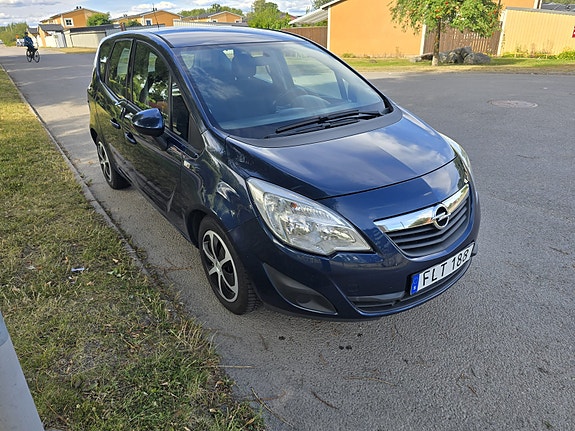 Opel Meriva 4 of 7