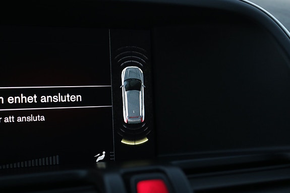 Volvo XC60 10 of 24