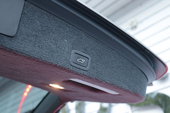 Volvo XC60 15 of 24