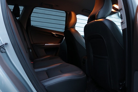 Volvo XC60 19 of 24