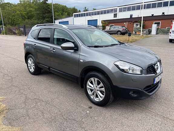 Nissan Qashqai+2 3 of 12