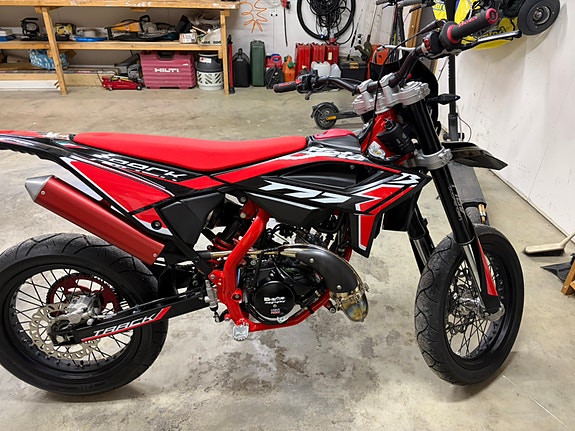 Beta Beta rr 50 track 2025 2 of 4