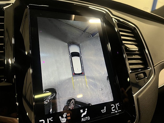 Volvo XC90 19 of 26