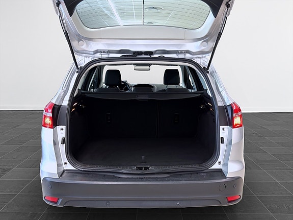 Ford Focus 7 of 13