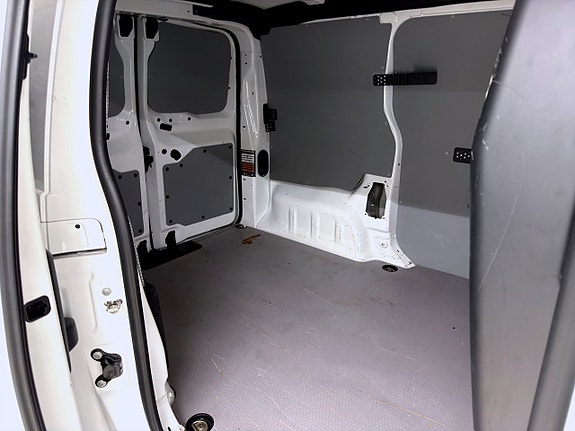 Opel Vivaro-e 7 of 16