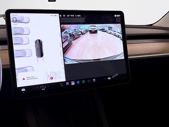 Tesla Model 3 16 of 19