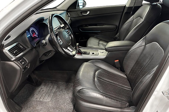 Kia Optima 13 of 28