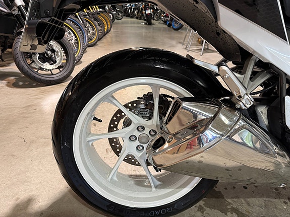 Honda VFR1200FD DCT #Endast 1970mil# 10 of 13