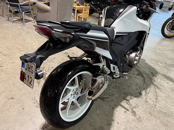 Honda VFR1200FD DCT #Endast 1970mil# 11 of 13