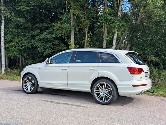Audi Q7 3 of 10