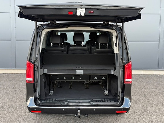 Mercedes-Benz V250 8 of 22