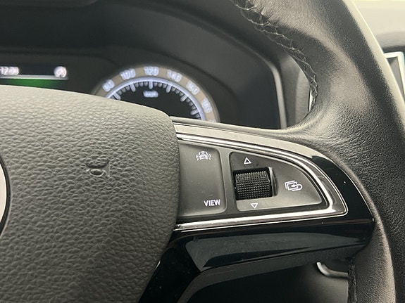 Skoda Karoq 17 of 27