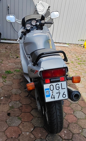 Honda CBR 600F 3 of 5