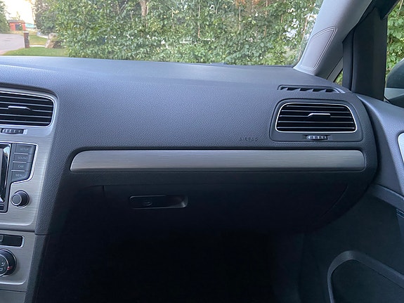 Volkswagen Golf VII 15 of 17