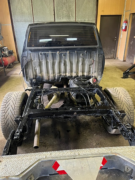 Nissan NP300 6 of 7