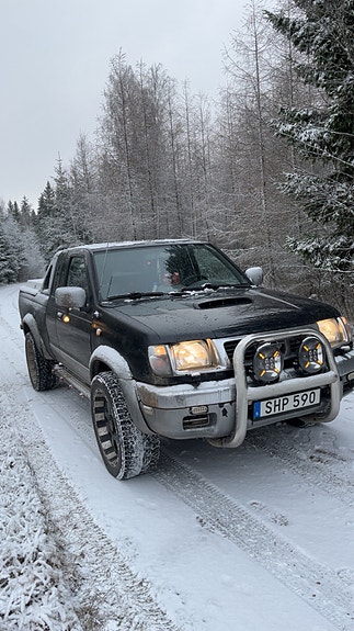 Nissan NP300 7 of 7