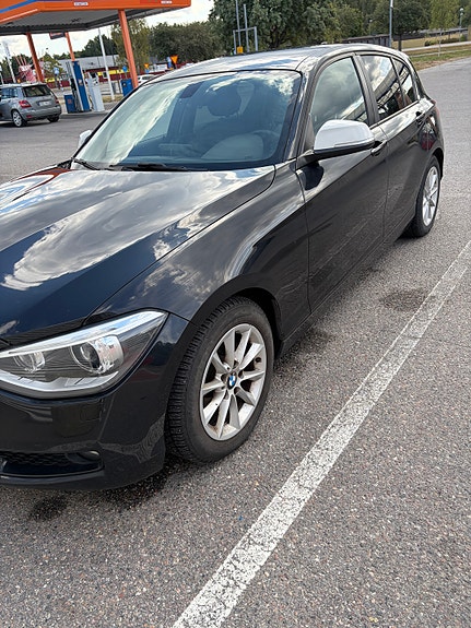 BMW 118d 5 of 13