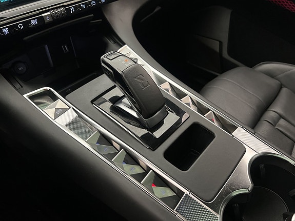 DS DS 7 Crossback 21 of 30