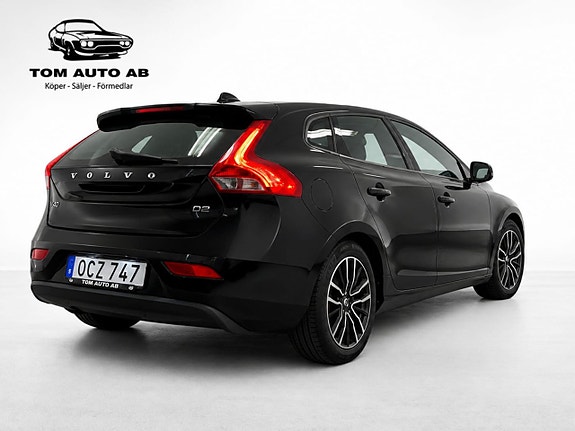Volvo V40 6 of 28