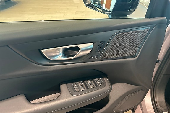 Volvo V60 22 of 30