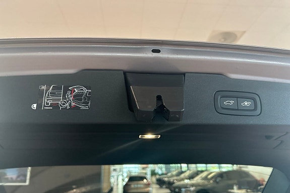 Volvo V60 18 of 30