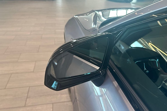 Volvo V60 19 of 30