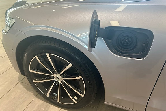 Volvo V60 20 of 30