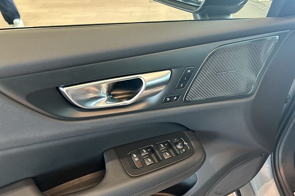 Volvo V60 21 of 30