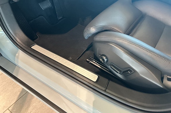 Volvo V60 20 of 30