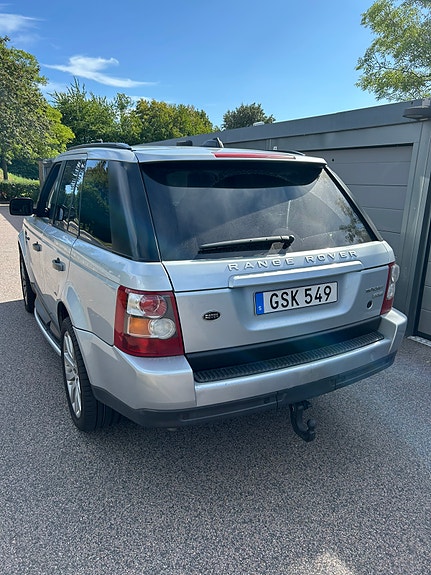 Land Rover Range Rover Sport 4 of 8