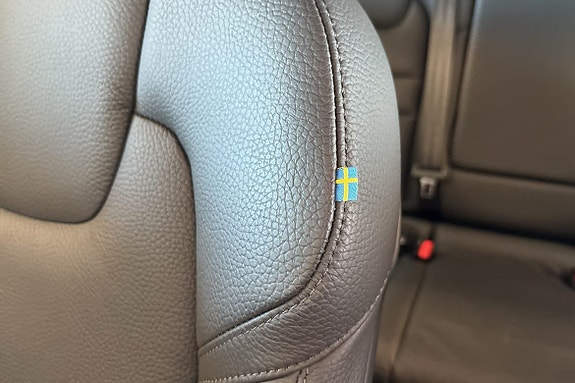Volvo V60 19 of 30
