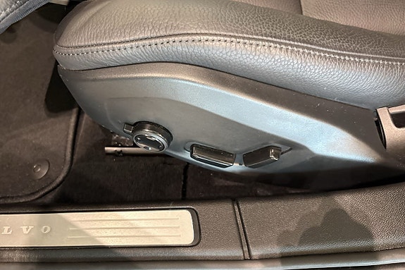 Volvo V60 20 of 30