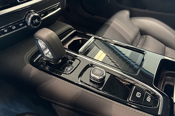 Volvo V60 25 of 30