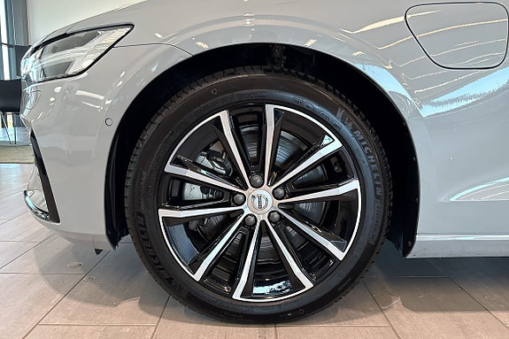 Volvo V60 17 of 30