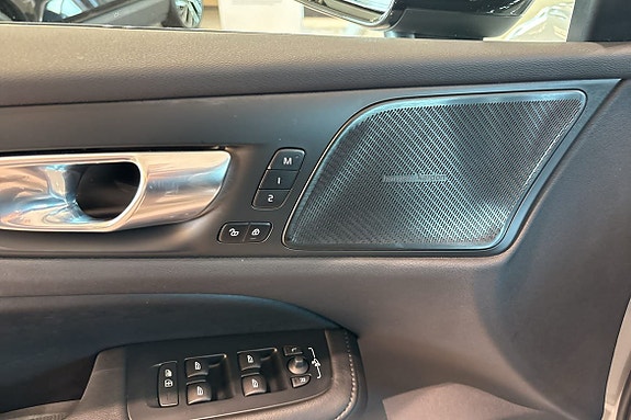 Volvo V60 22 of 30