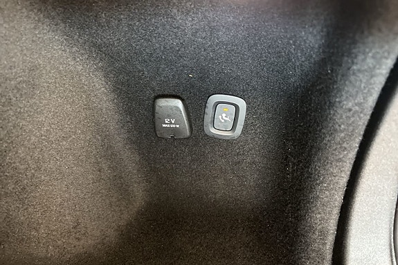 Volvo V60 14 of 30