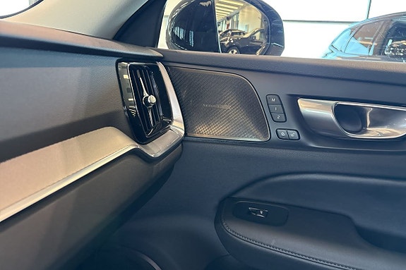 Volvo V60 24 of 30