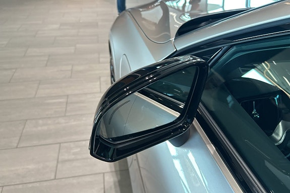 Volvo V60 18 of 30
