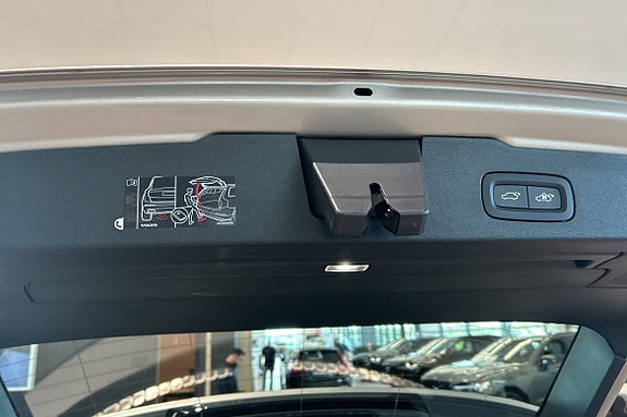 Volvo V60 17 of 30