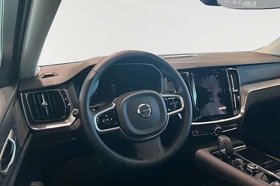 Volvo V60 9 of 30