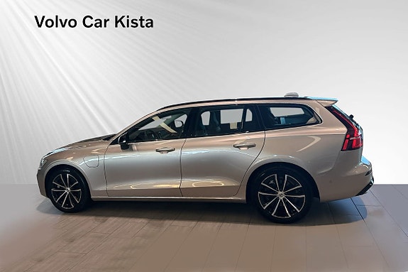 Volvo V60 3 of 30