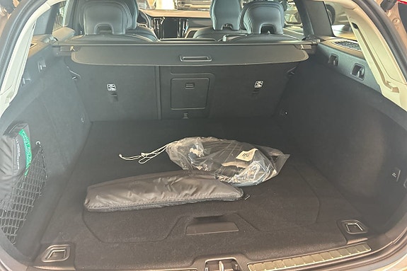 Volvo V60 15 of 30